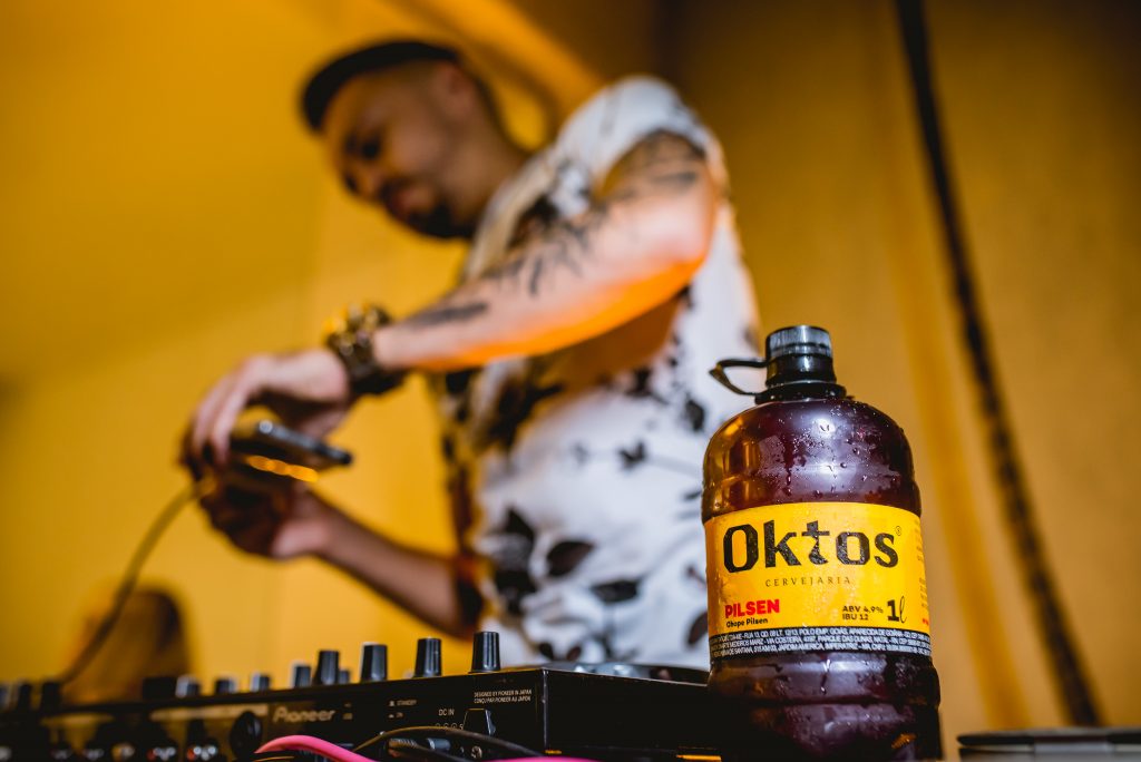 Chope em Natal é na Oktos Lagoa Nova: Como Garantir Sabor, Praticidade e Sucesso no Seu Evento FDL 3103192402 1024x684 - Chope em Natal é na Oktos Lagoa Nova: Como Garantir Sabor, Praticidade e Sucesso no Seu Evento